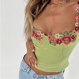 Princess Polly Enchanted To Meet You Top Lime Green Floral Embroidered size 6